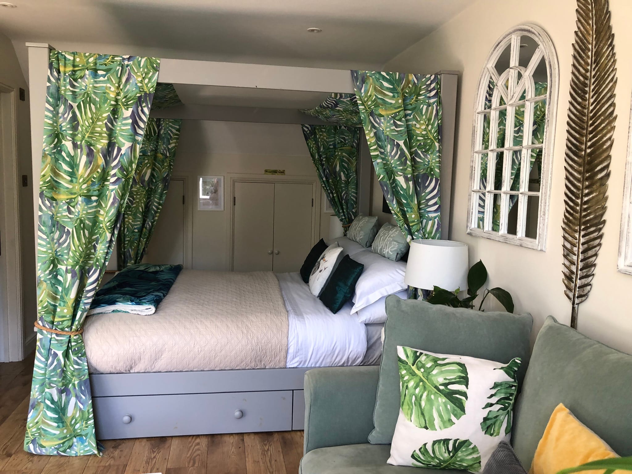 Self-Contained Holiday Cottage Accommodation In Sussex Self-Contained Holiday Cottage Accommodation In Sussex