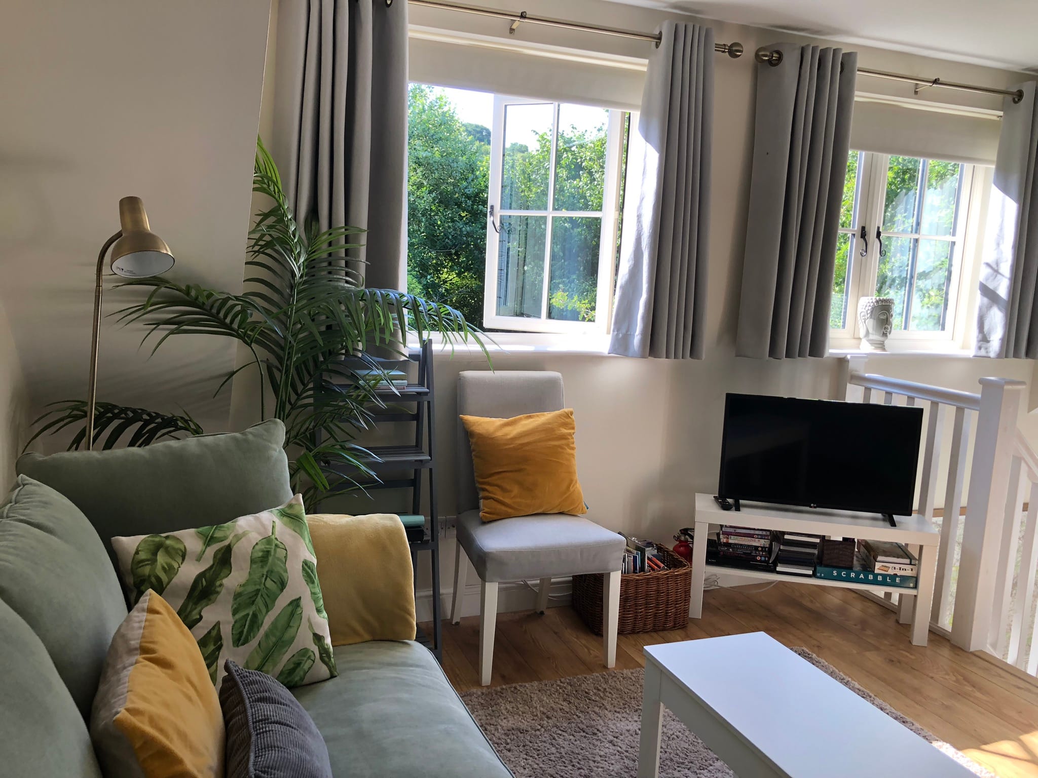 Self-Contained Holiday Cottage Accommodation In Sussex Self-Contained Holiday Cottage Accommodation In Sussex