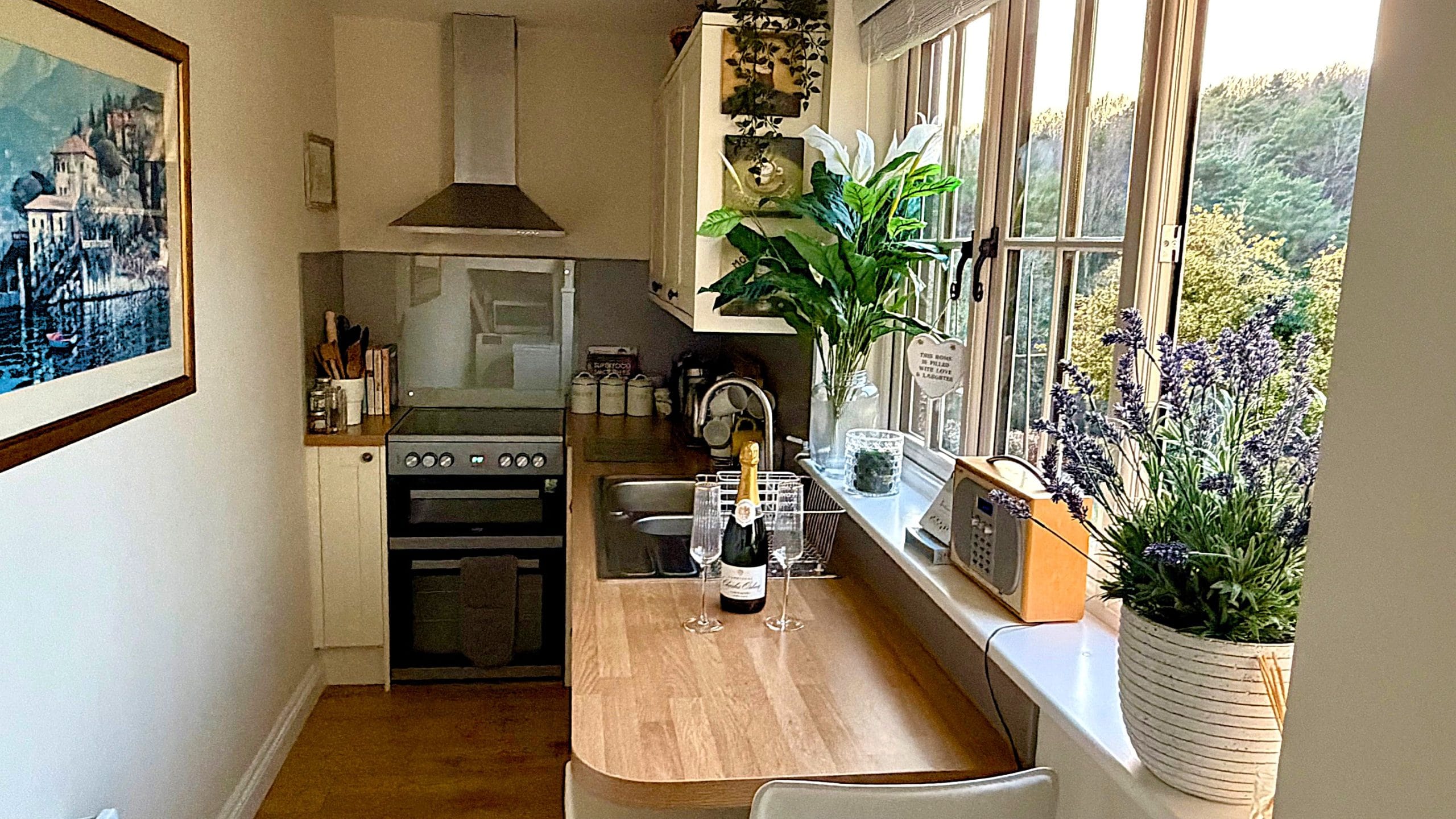 Self-Contained Holiday Cottage Accommodation In Sussex Kitchen Space of The Nest