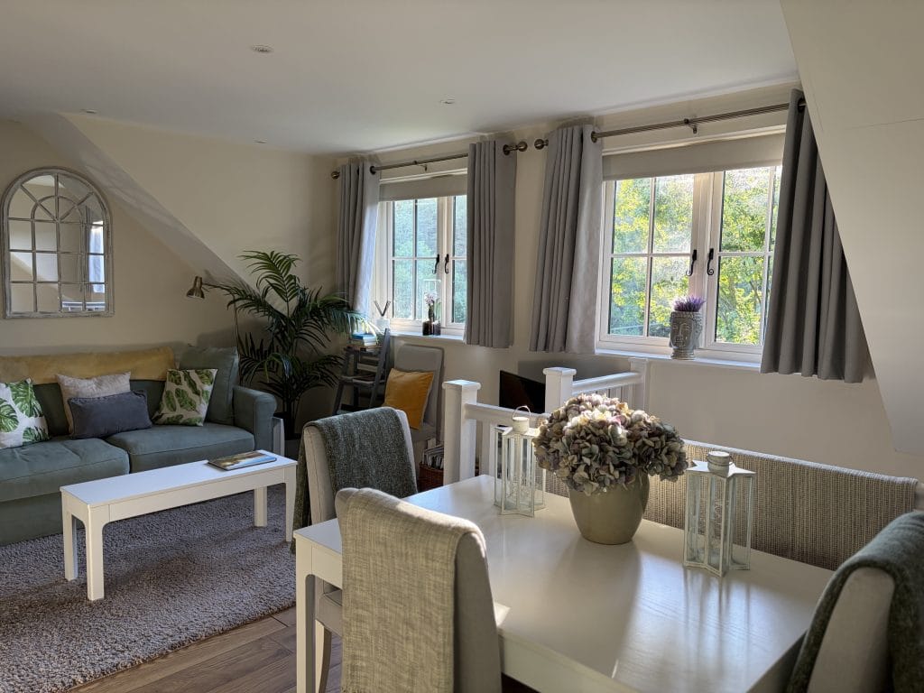 Self-Contained Holiday Cottage Accommodation In Sussex Self-Contained Holiday Cottage Accommodation In Sussex