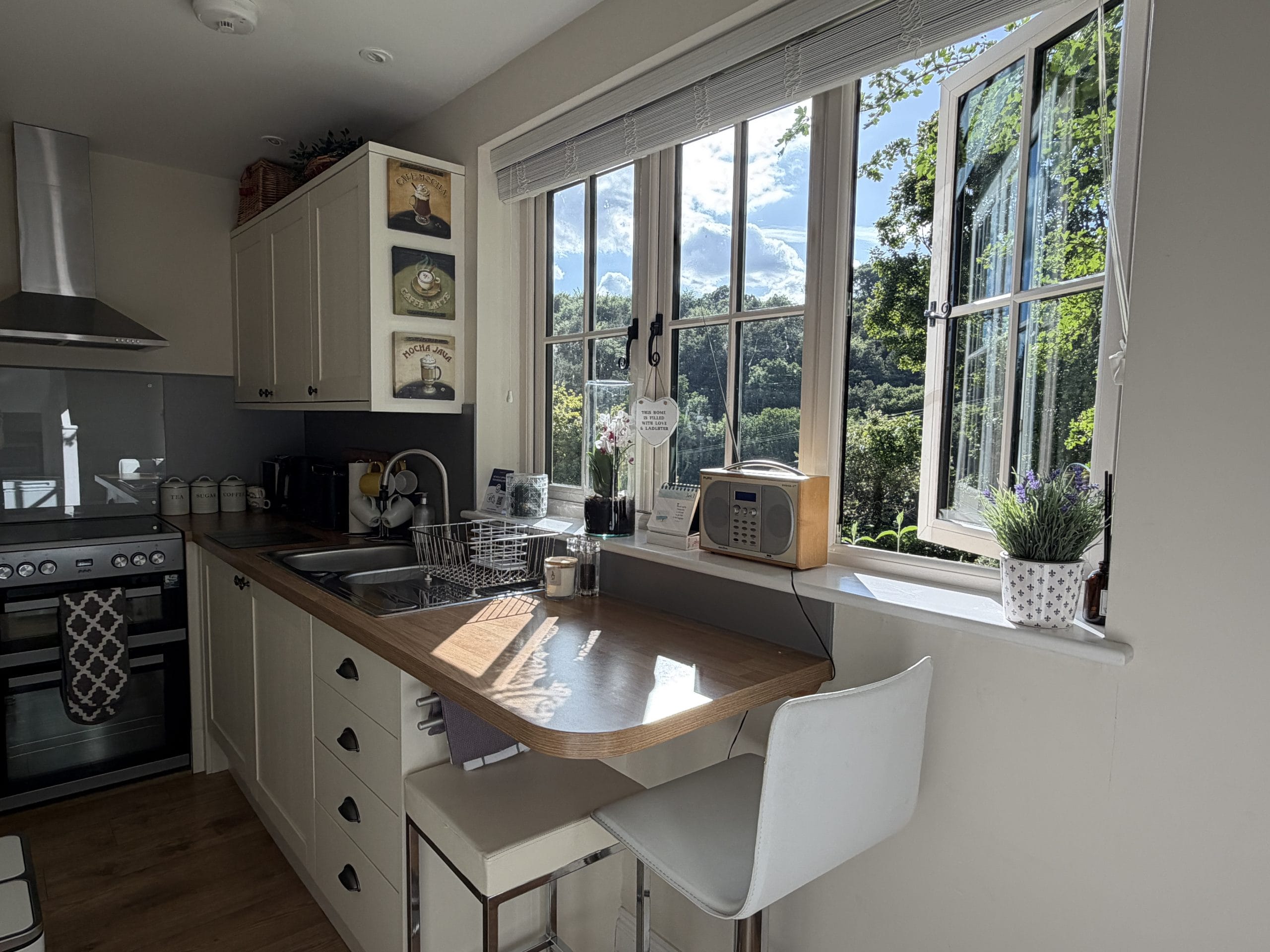 Self-Catering Holiday Cottage Accommodation In Sussex Self-Catering Holiday Cottage Accommodation In Sussex